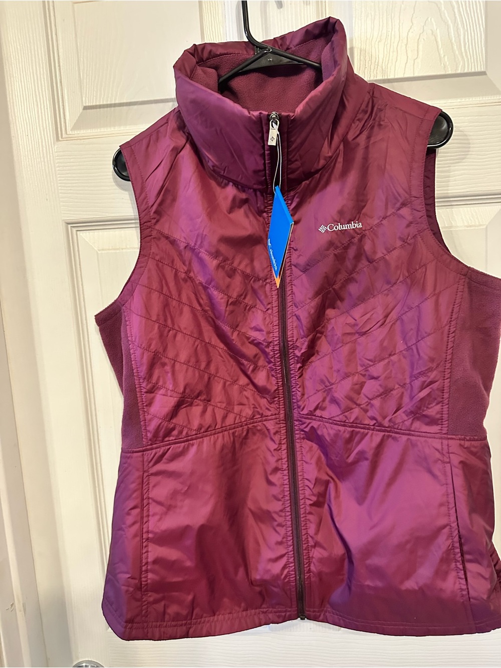 Columbia Women's Quilted Vest - Plum